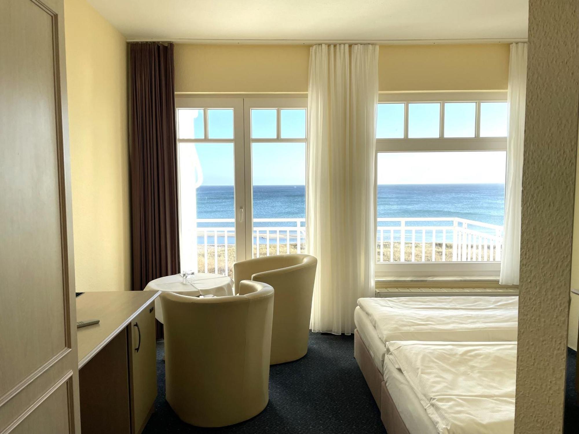 Strandhotel Duenenhaus Юліусрух Екстер'єр фото