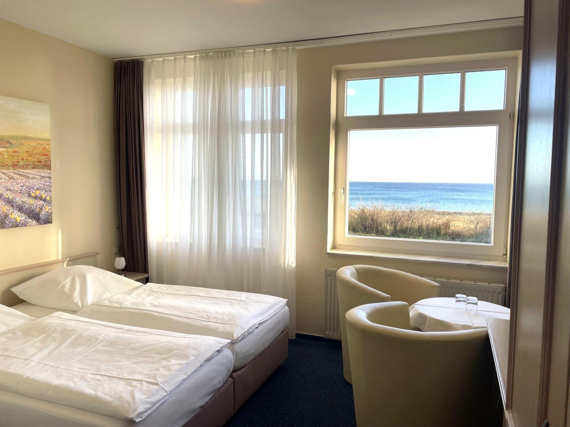 Strandhotel Duenenhaus Юліусрух Екстер'єр фото