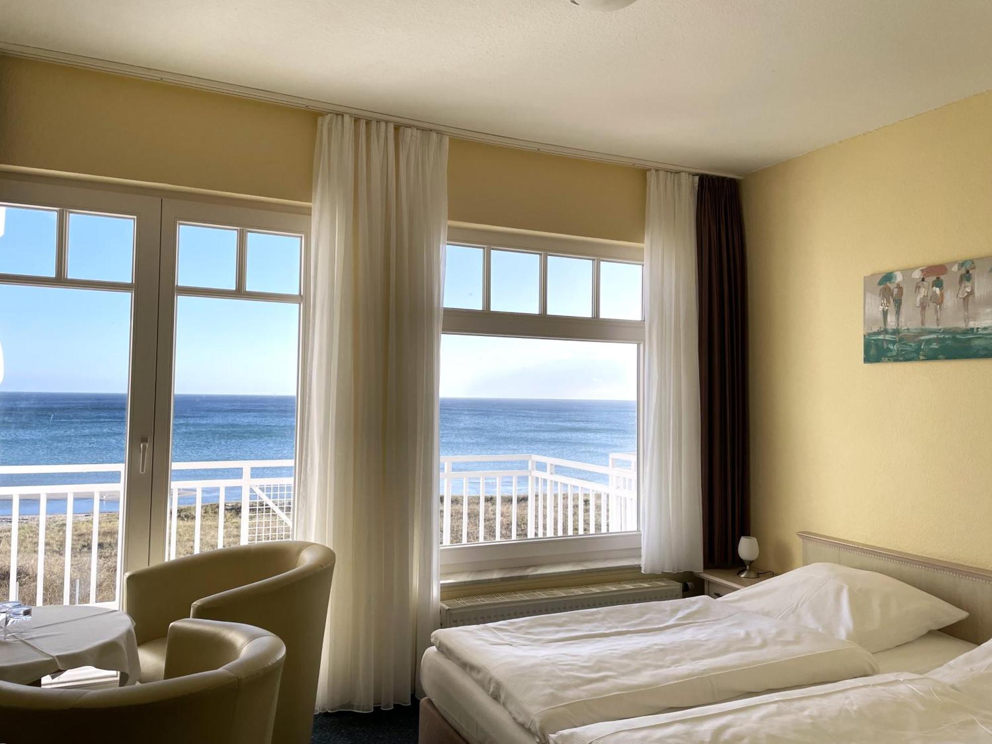 Strandhotel Duenenhaus Юліусрух Екстер'єр фото